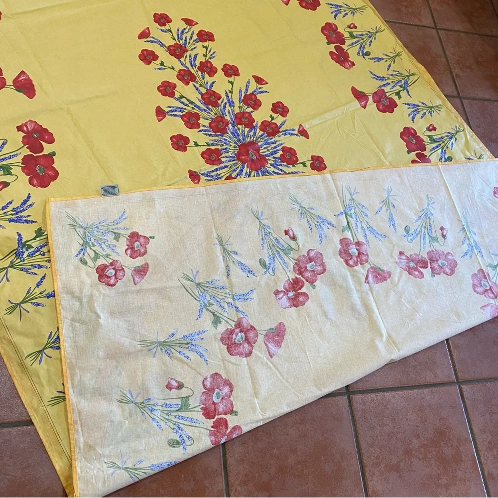 La Cigale Table Cloth Poppy Lavender Yellow Background Rectangle Approx 60X96